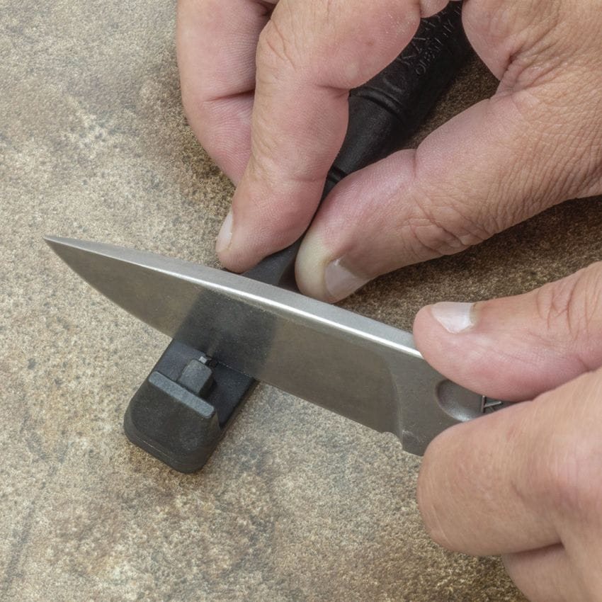 Brousek Ka-Bar Ceramid ČERNÝ