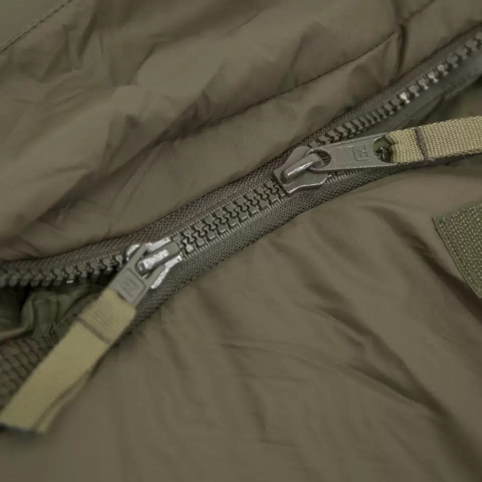 Spacák čtyřsezonní DEFENCE 6  komfort -18°C OLIV - ZELENÝ