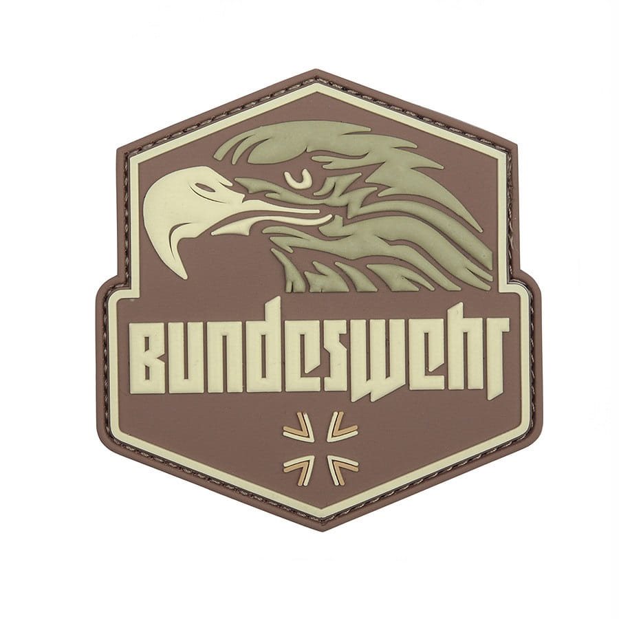 Levně 101INC nášivka BUNDESWEHR plastová velcro HNĚDÁ