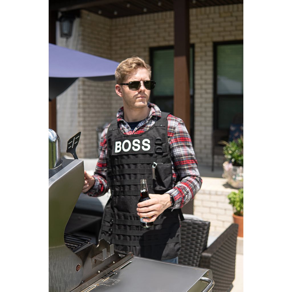 Levně CALIBER GOURMET zástěra taktická BBQ s karabinou a otvírákem ČERNÁ