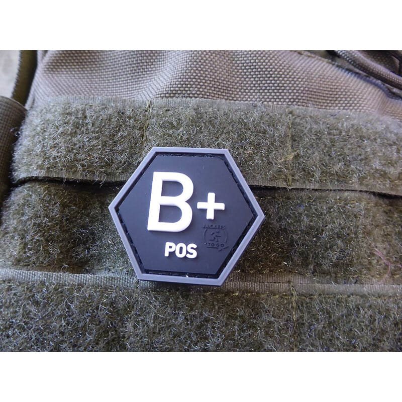 Levně JACKETS TO GO nášivka hexagon krev B POS plast ČERNÁ SWAT