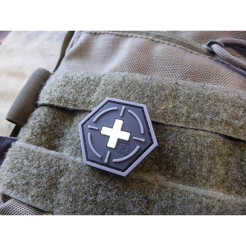 Levně JACKETS TO GO nášivka MEDIC RED CROSS plastová velcro GLOW IN THE DARK