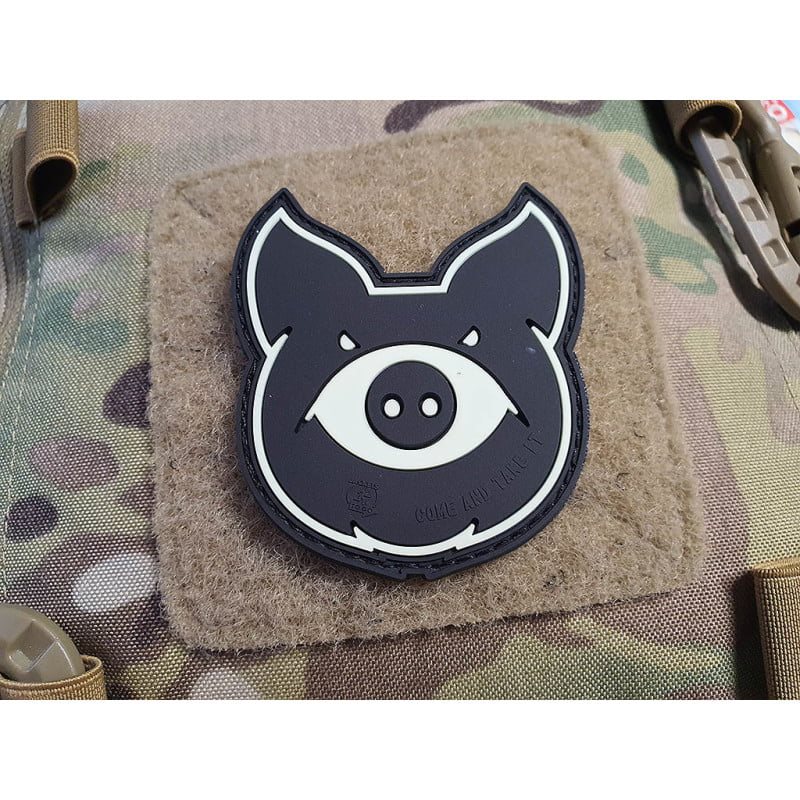 Levně JACKETS TO GO nášivka MONSTER PIG plast velcro GLOW IN THE DARK