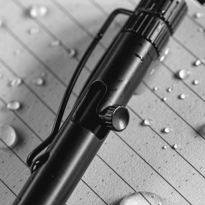 Pero kuličkové BOLT-ACTION ČERNÉ