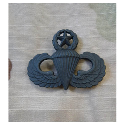 Levně Odznak US PARACHUTIST Master - ČERNÝ