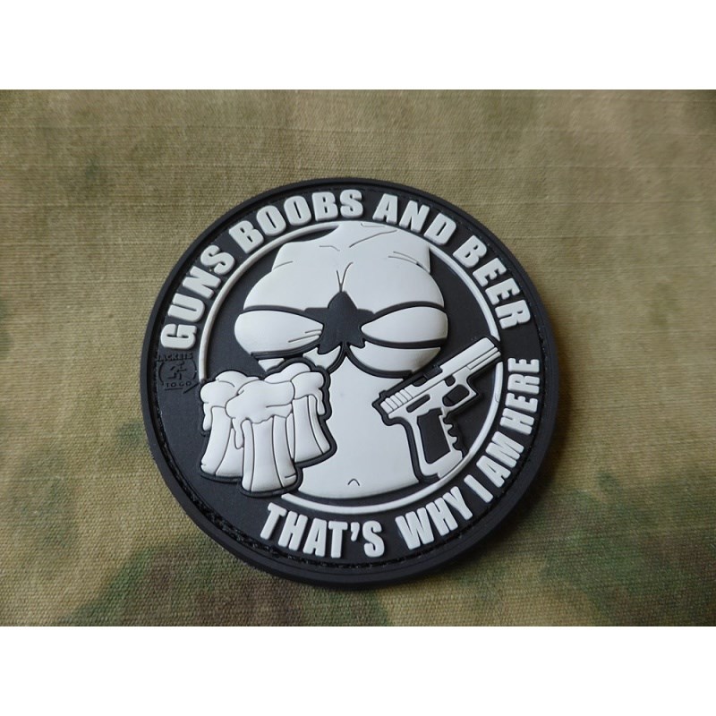 Levně JACKETS TO GO nášivka GUNS BOOBS AND BEER velcro plast ČERNÁ