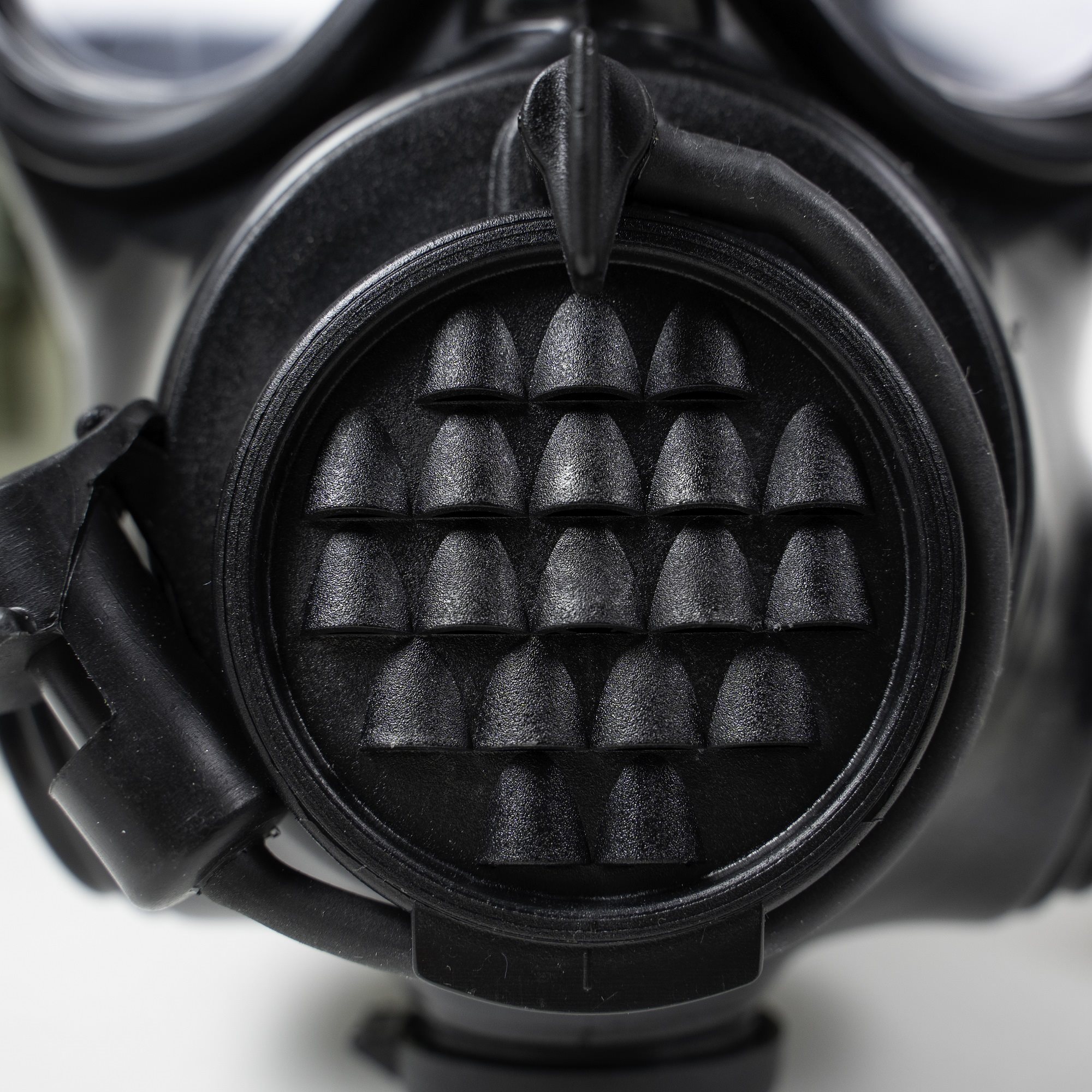 Maska plynová OM-90 + oblek JP-90 v použité brašně Gumárny Zubří maska-OM90 L-11