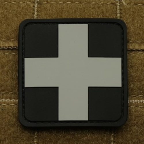 Levně Nášivka KŘÍŽ MEDIC plast velcro ČERNÁ/ŠEDÁ