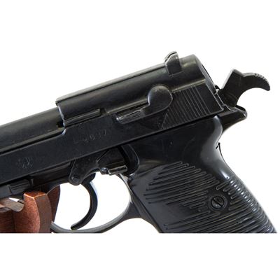 Pistole Walther P38 - dekorační replika