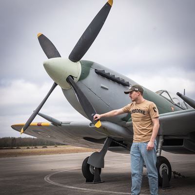 Triko AIRBORNE s nášivkou 101 divize na rukávu SAND-PÍSKOVÉ FOSTEX 133670-P 9