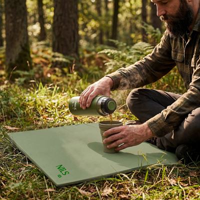 Karimatka pěnová s ALU folií 190x60x1,2 cm ZELENÁ/ALU NILS Camp 15-05-408 3